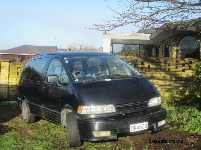 VAN ToYoTa Estima 1997, 180 000 km, Essence, $ 3500