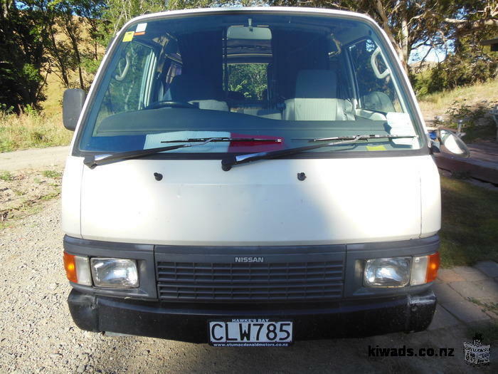 Nissan caravan fully equiped, alarm, 1996, manual, good conditions with job